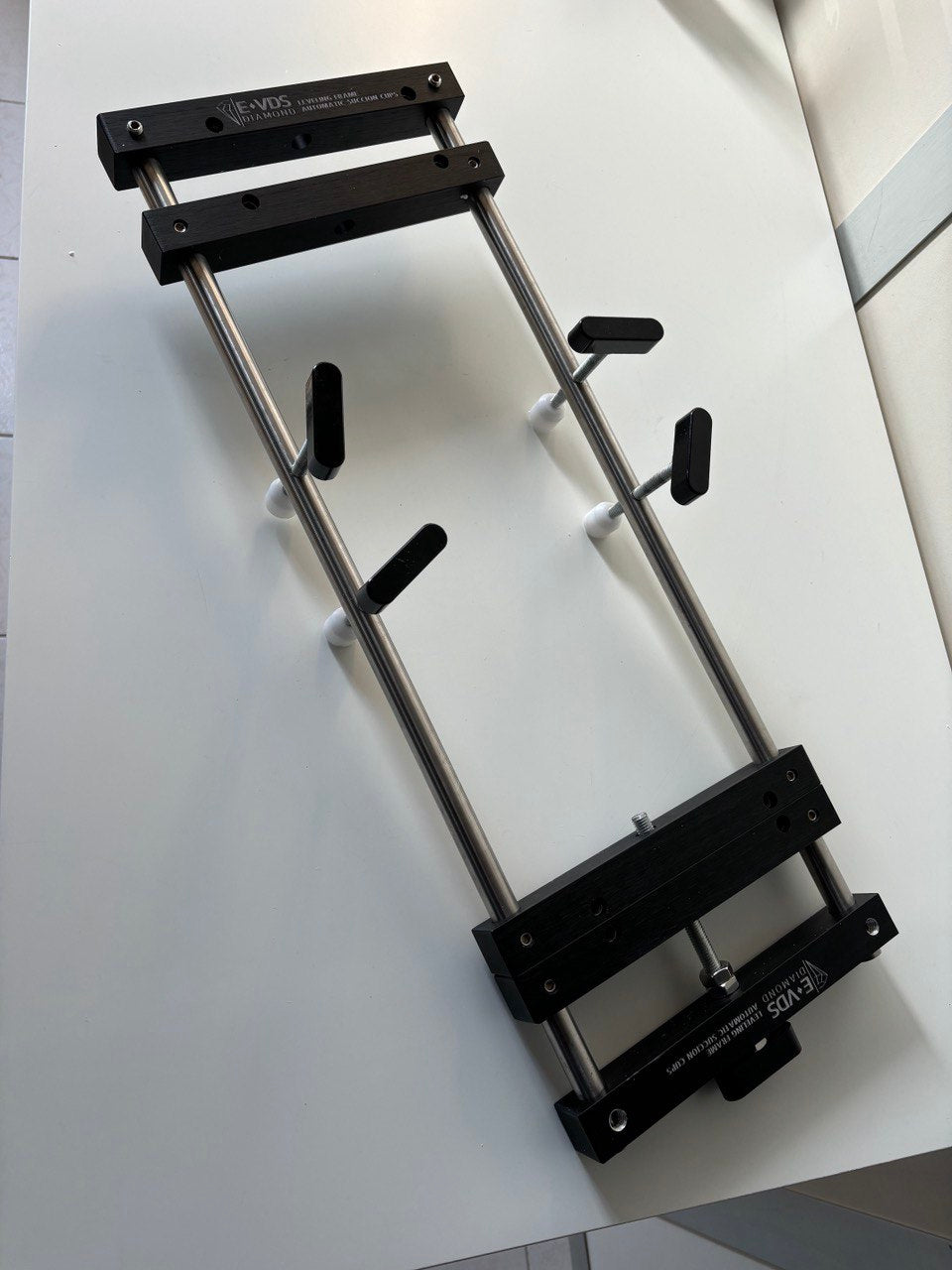 SOPORTE DE NIVELACIÓN ALUMINIO